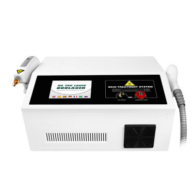 Poderoso sistema de laser YAG com pulso de 8ns Q com comutação ND para rejuvenescimento da pele e remoção de tatuagens