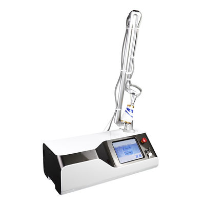 Função do tratamento da acne Máquina de laser de fração de CO2 com gráficos de saída retangular